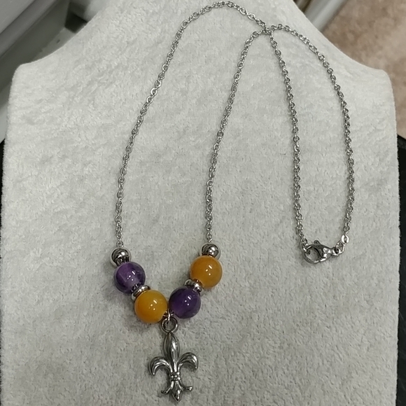 Fleur De Lis Amethyst Jade Bead Necklace Natural Gemstone LSU Purple & Gold NOLA - Picture 15 of 17